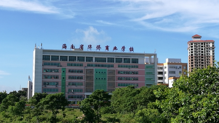 4学校综合实训大楼.jpg
